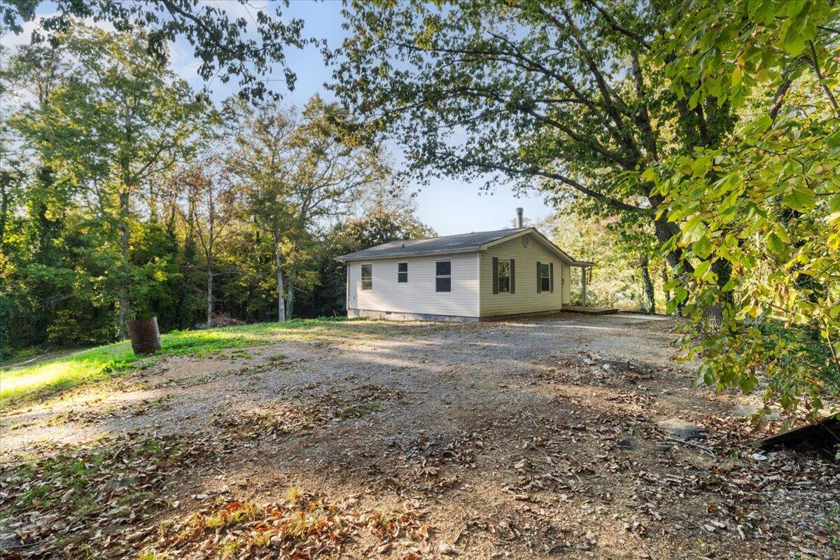 2385 Old Federal Road South Chatsworth, GA 30705 - Photo 5 of 27 06-DSC04518