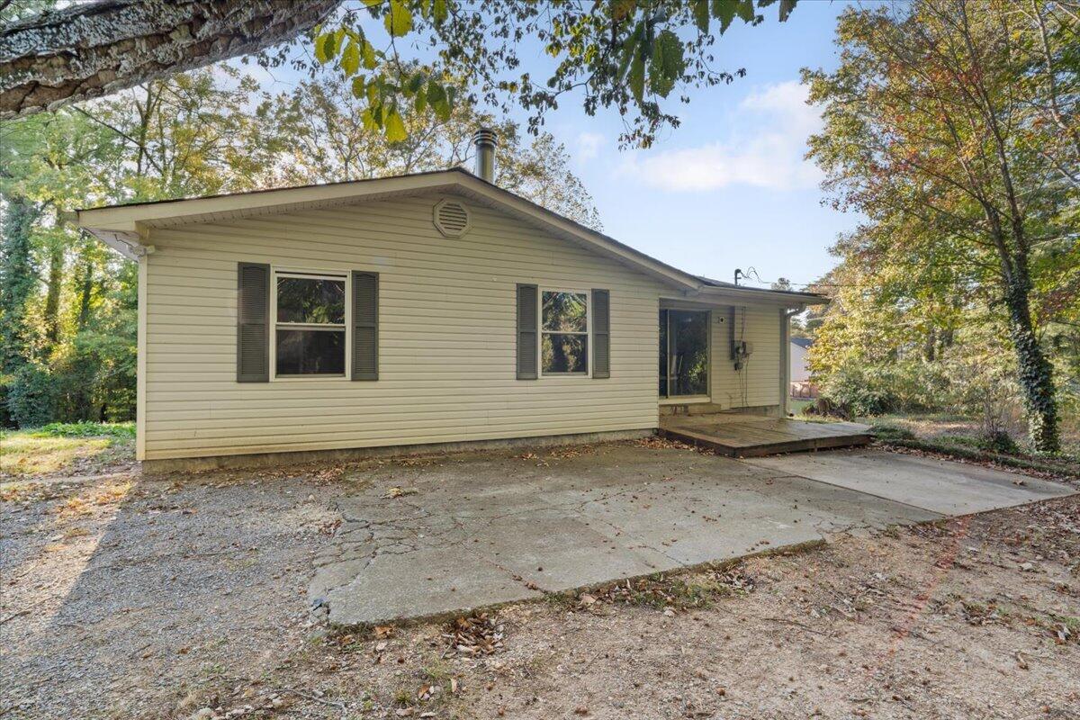 2385 Old Federal Road South Chatsworth, GA 30705 - Photo 7 of 27 05-DSC04512