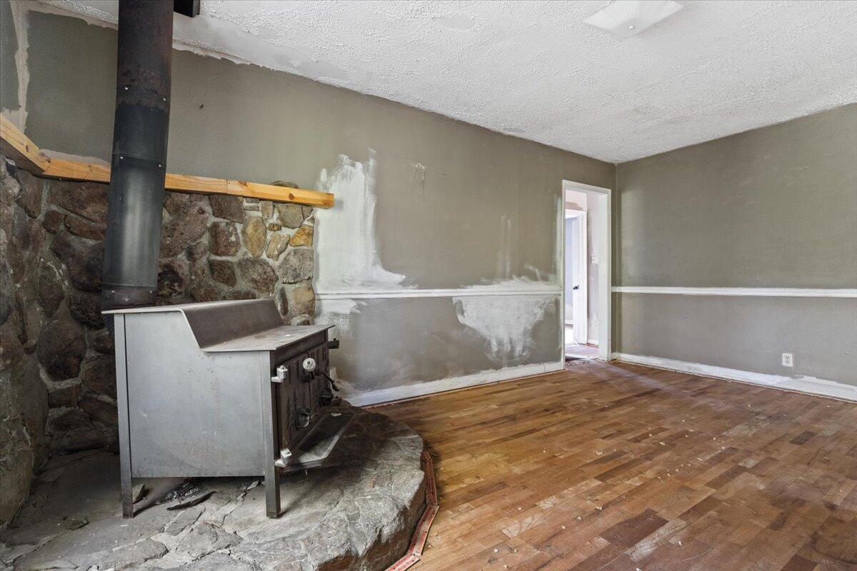 2385 Old Federal Road South Chatsworth, GA 30705 - Photo 8 of 27 07-DSC04408