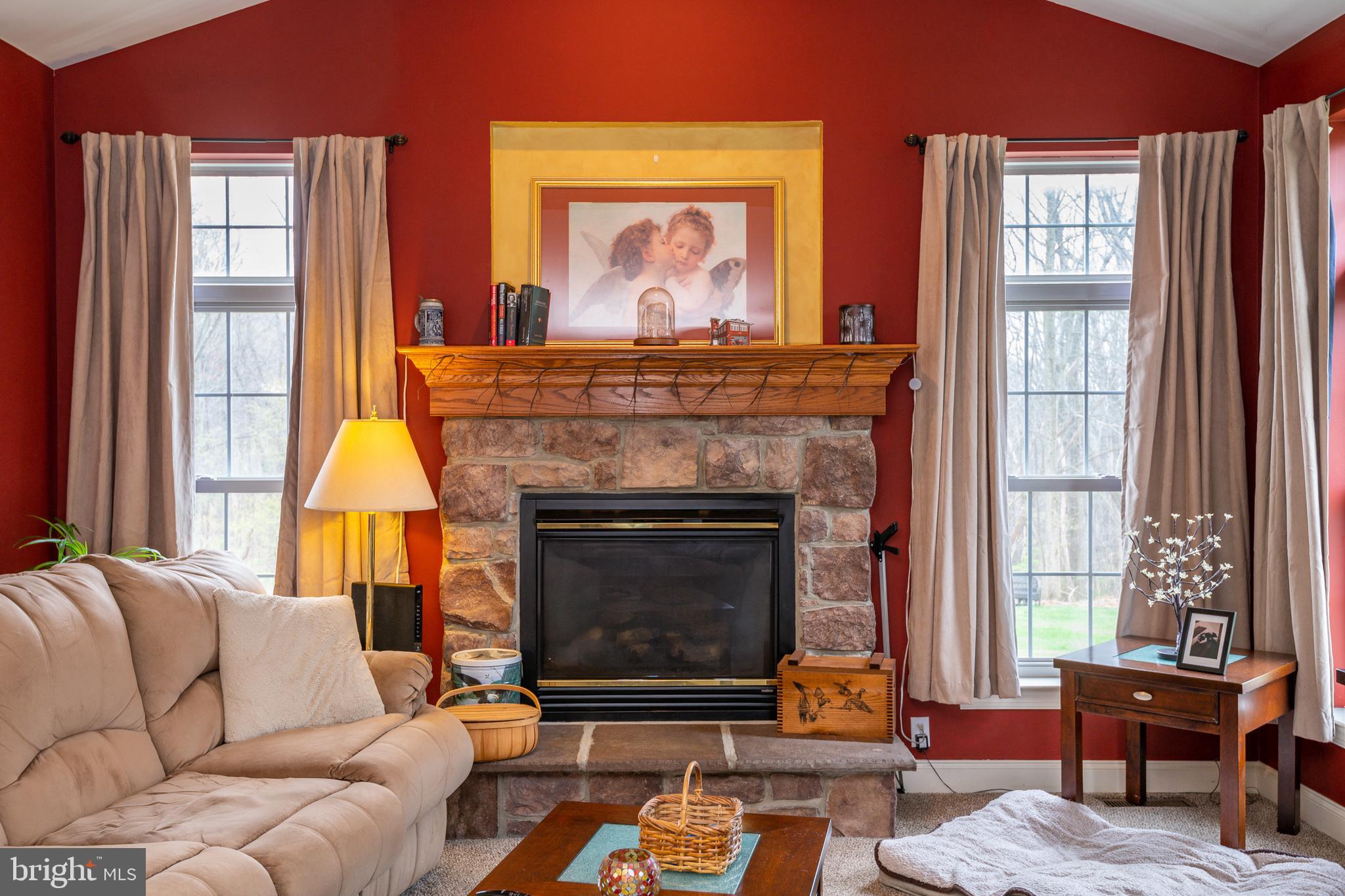 160 Shearers Road Sinking Spring, PA 19608 - Photo 11 of 40 Great room