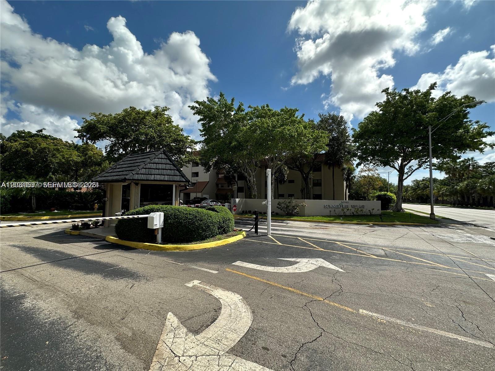 601 Ives Dairy Road, Unit 4018 Miami, FL 33179 - Photo 29 of 61