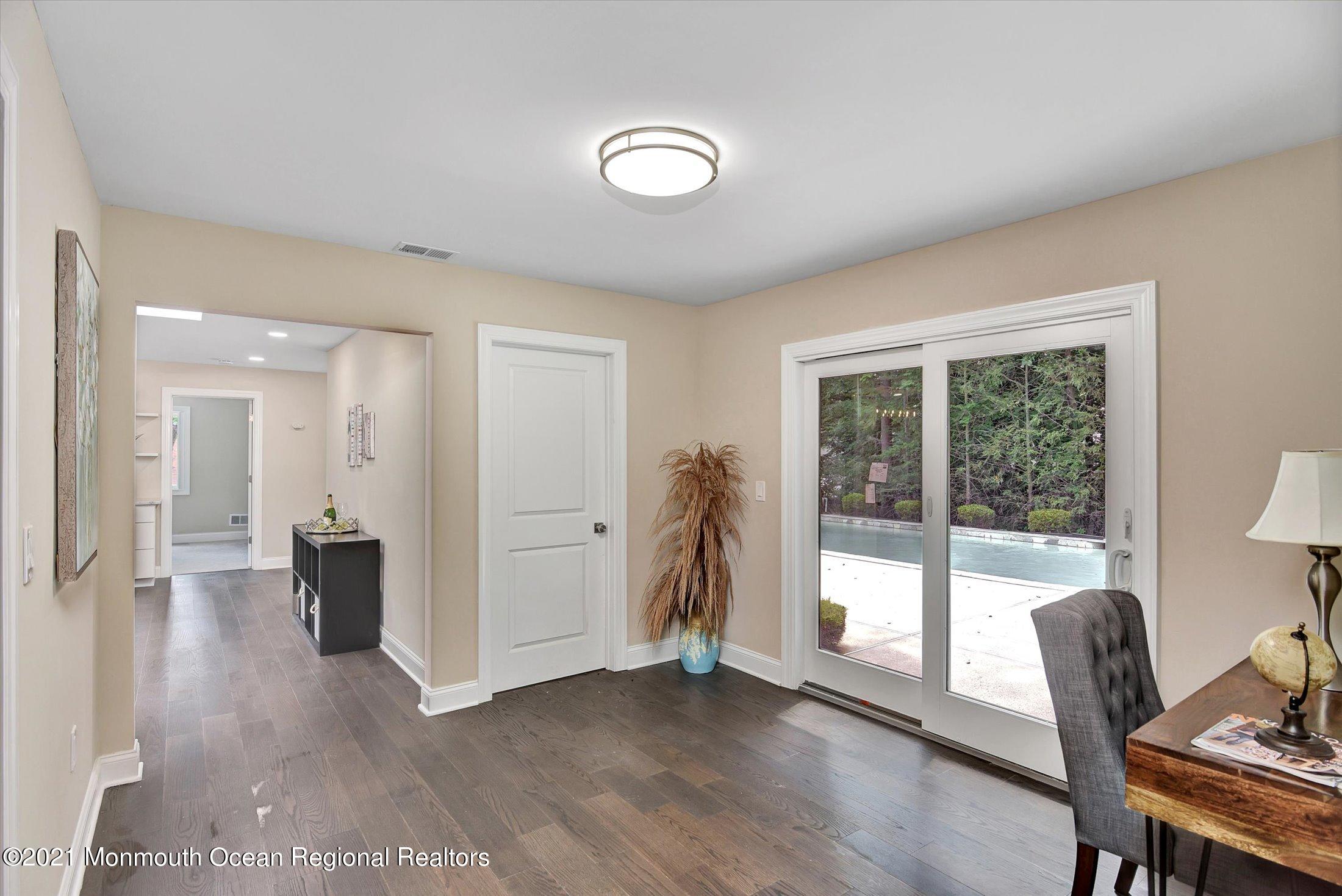 96 Havens Mill Road Freehold, NJ 07728 - Photo 14 of 32 14-Family Room