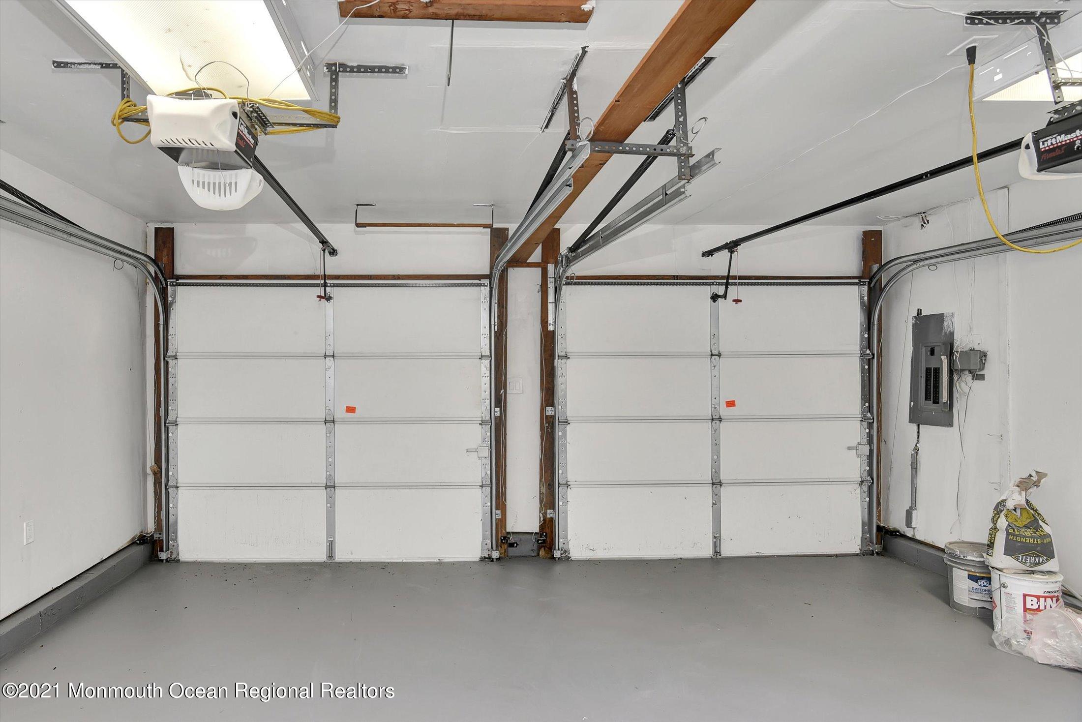 96 Havens Mill Road Freehold, NJ 07728 - Photo 27 of 32 27-Garage