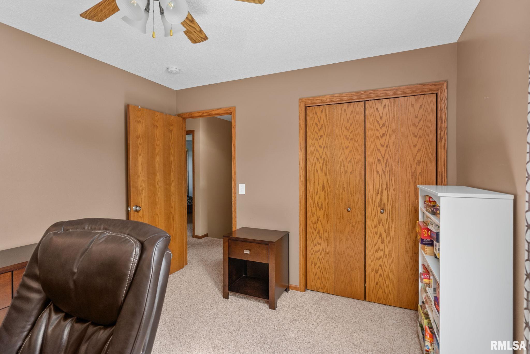 2634 Revo Road Davenport, IA 52806 - Photo 20 of 29 Gallery Image 20