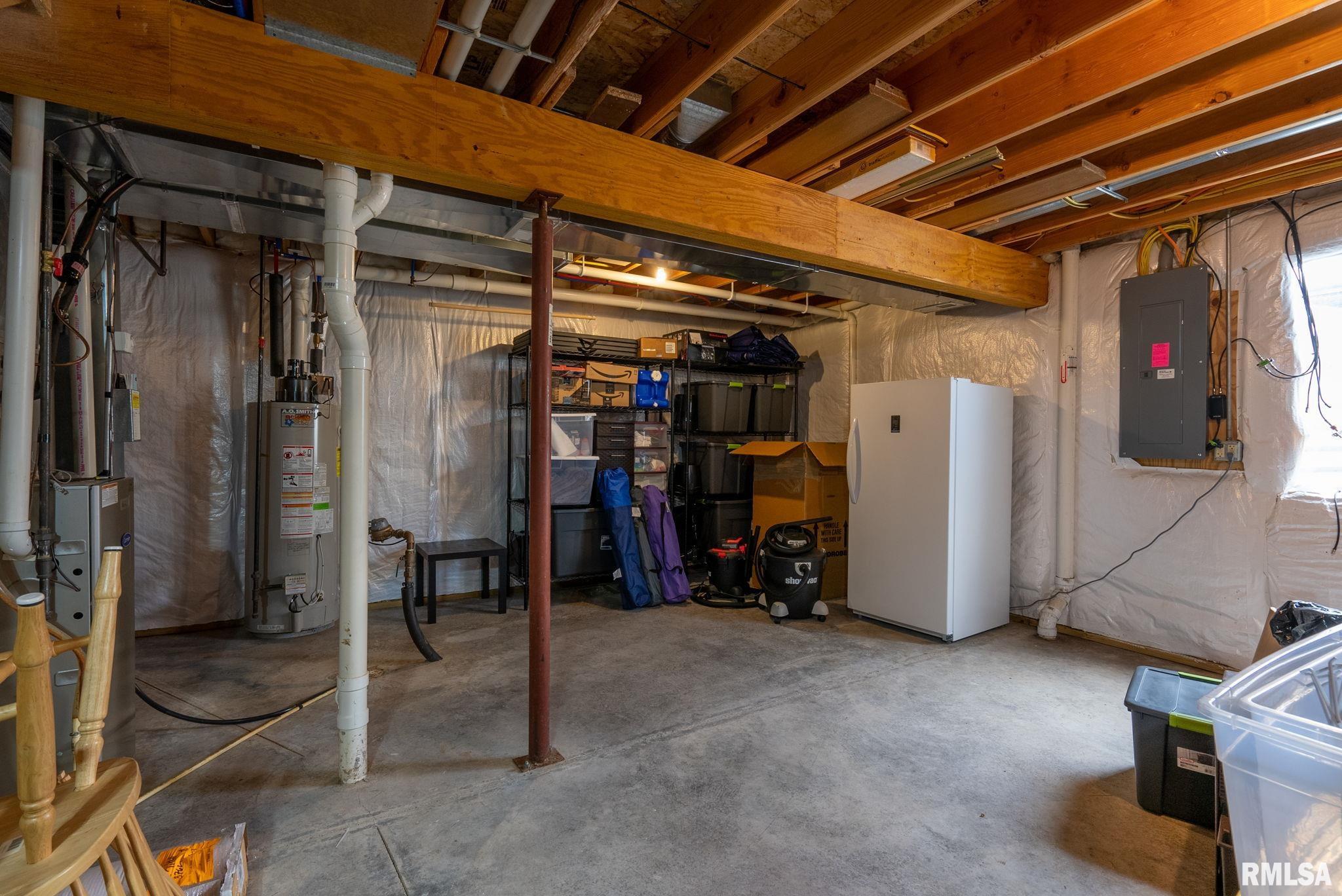 2634 Revo Road Davenport, IA 52806 - Photo 23 of 29 Gallery Image 23