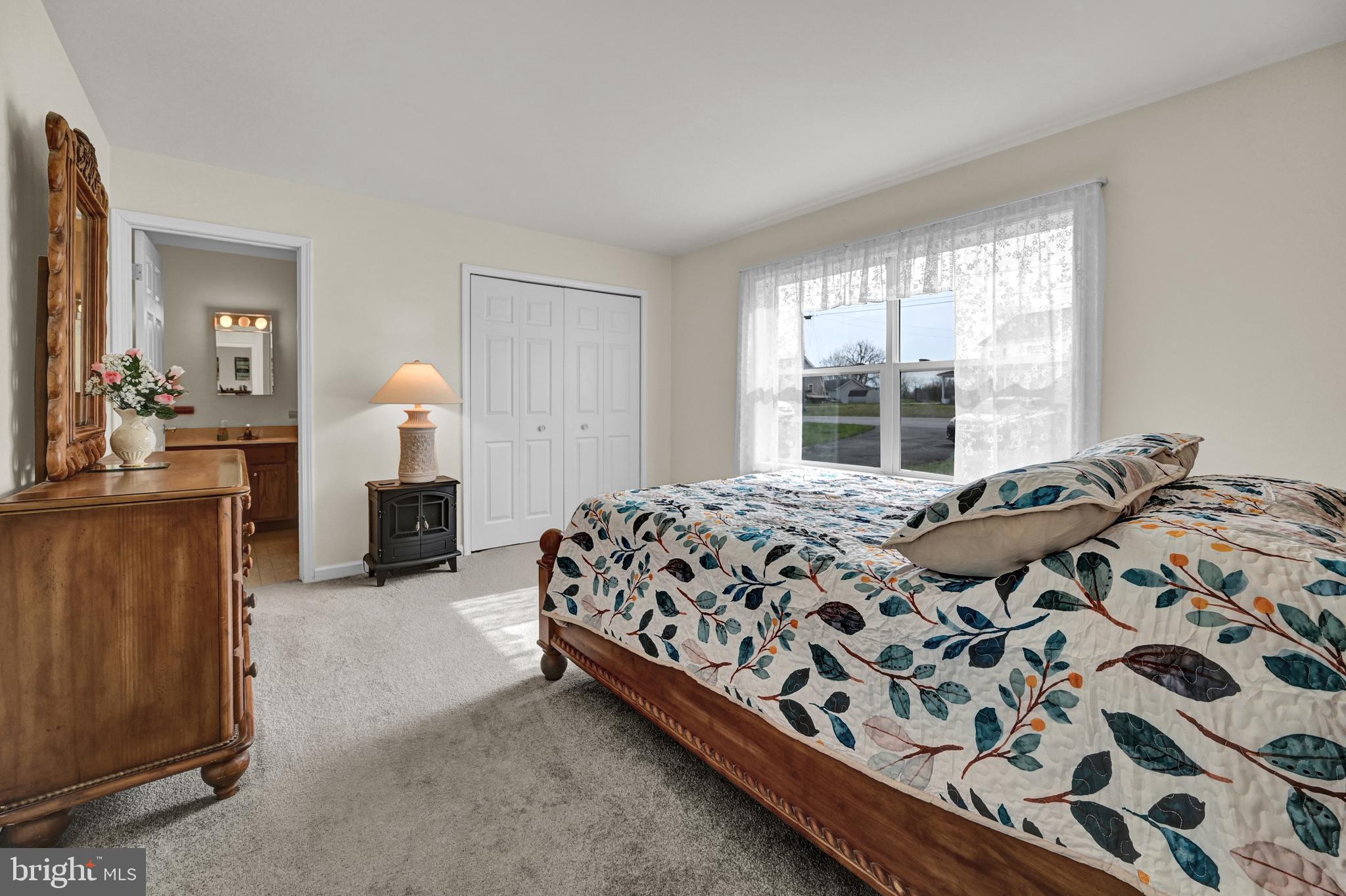 32 Quarry Road Delta, PA 17314 - Photo 21 of 29 Primary Bedroom