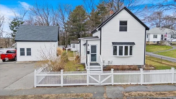 $799,900 | 18 Sherman Place, Woburn, MA 01801