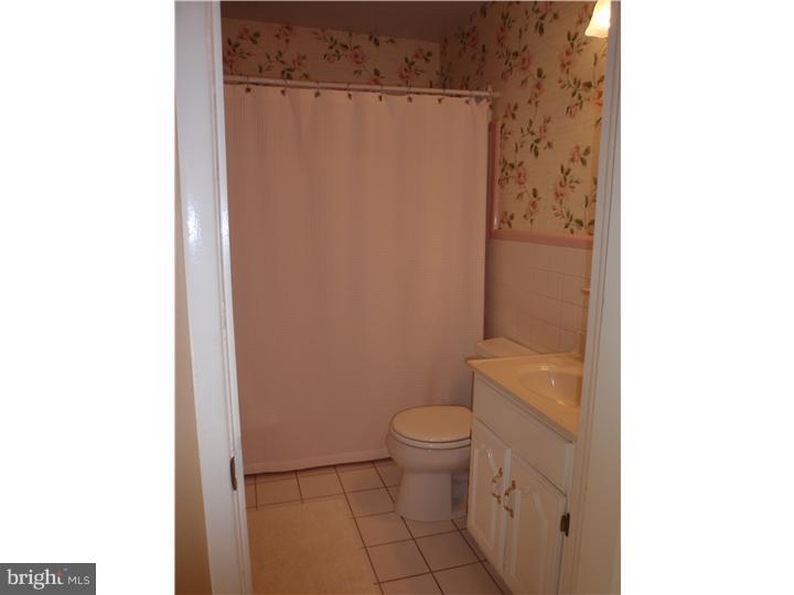 1005 Mueller Road Warminster, PA 18974 - Photo 21 of 24 Half Bath