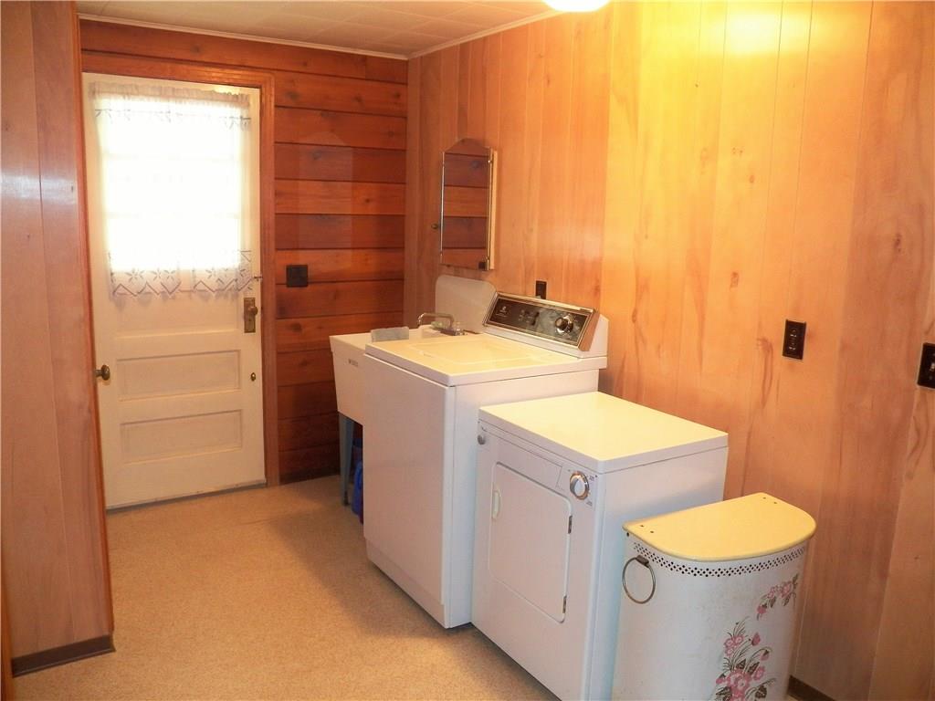 360 Flaugherty Run Road Coraopolis, PA 15108 - Photo 18 of 25 Laundry