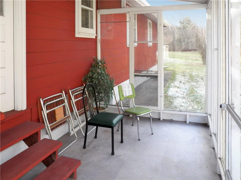 360 Flaugherty Run Road Coraopolis, PA 15108 - Photo 19 of 25 Sunroom - Additional Room on MLS