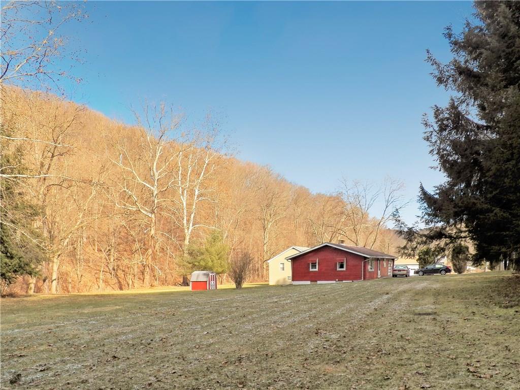 360 Flaugherty Run Road Coraopolis, PA 15108 - Photo 23 of 25 Yard