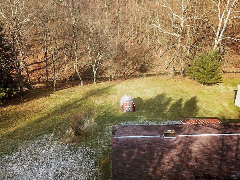 360 Flaugherty Run Road Coraopolis, PA 15108 - Photo 5 of 25 Tons of Privacy