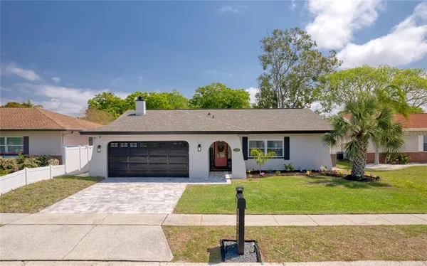 $575,000 | 2333 Citrus Hill Road, Palm Harbor, FL 34683