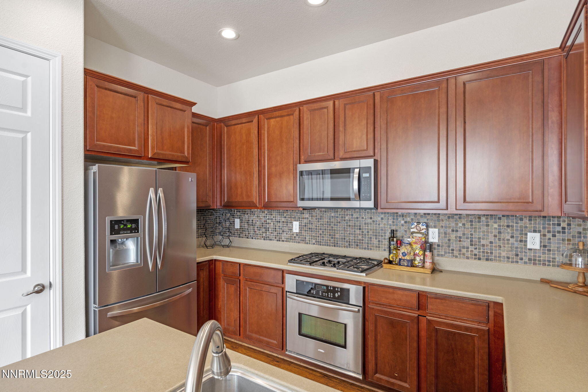 11325 Messina Court Reno, NV 89521 - Photo 10 of 24 Kitchen