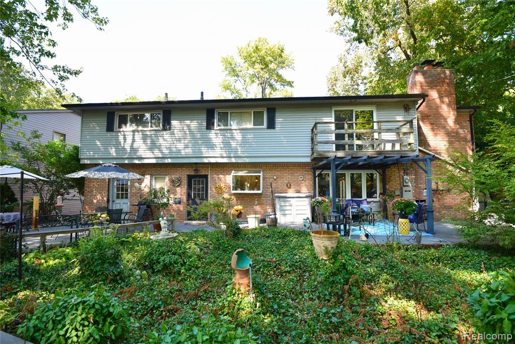 1850 Dorchester Road Birmingham, MI 48009 - Photo 24 of 36