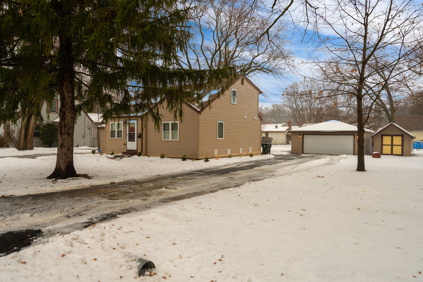 15615 Ridgeway Avenue Markham, IL 60428 - Photo 2 of 24 Gallery Image 2