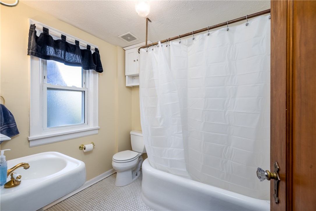 85 Merchants Road Rochester, NY 14609 - Photo 34 of 40