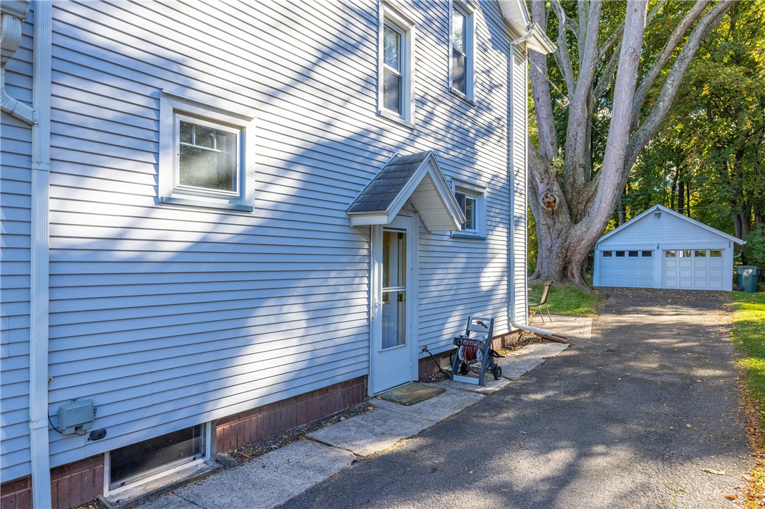 85 Merchants Road Rochester, NY 14609 - Photo 5 of 40