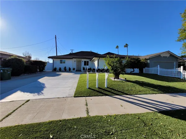 $3,100 | 8601 Delco Avenue, Unit 1/2, Winnetka, CA 91306