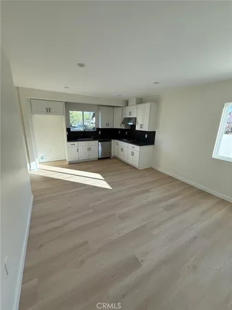 $3,100 | 8601 Delco Avenue, Unit 1/2, Winnetka, CA 91306