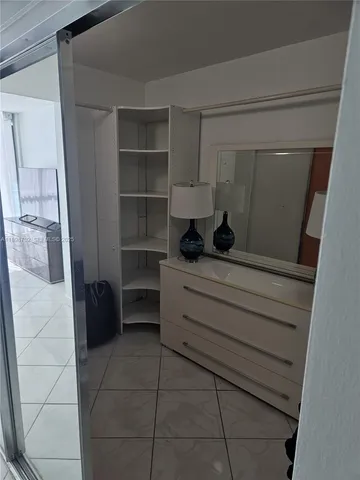 $4,500 | Sunny Isles Beach, Sunny Isles Beach, FL 33160