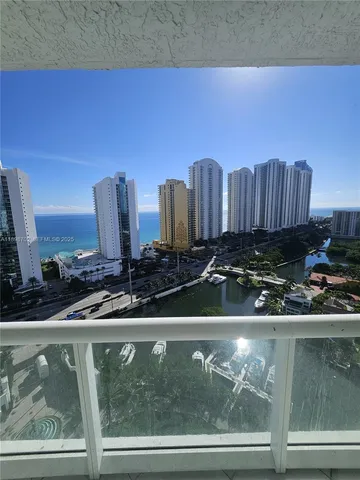 $4,500 | Sunny Isles Beach, Sunny Isles Beach, FL 33160