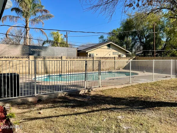 $2,199 | 7519 North 59th Lane, Glendale, AZ 85301