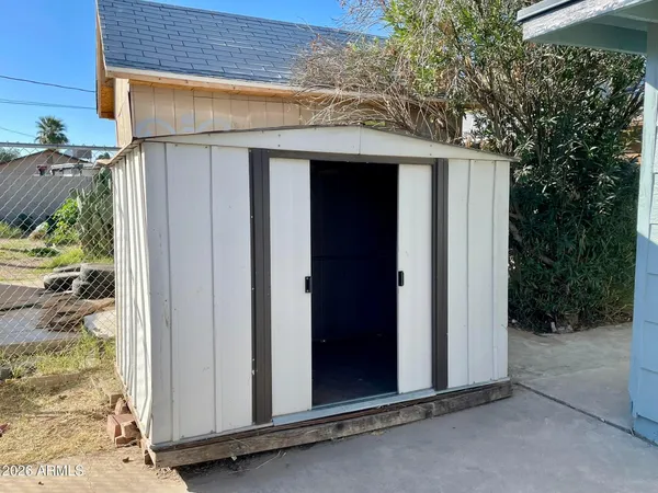 $2,199 | 7519 North 59th Lane, Glendale, AZ 85301