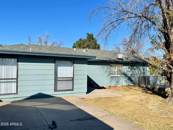 $2,249 | 7519 North 59th Lane, Glendale, AZ 85301