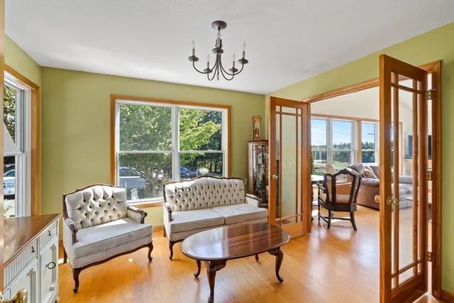 $599,900 | 21 Old County Road, Southampton, MA 01073