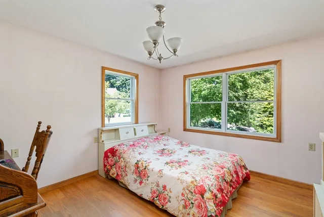 $599,900 | 21 Old County Road, Southampton, MA 01073