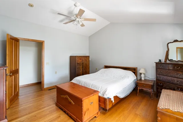 $599,900 | 21 Old County Road, Southampton, MA 01073