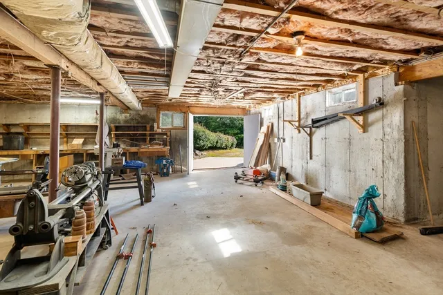 $599,900 | 21 Old County Road, Southampton, MA 01073