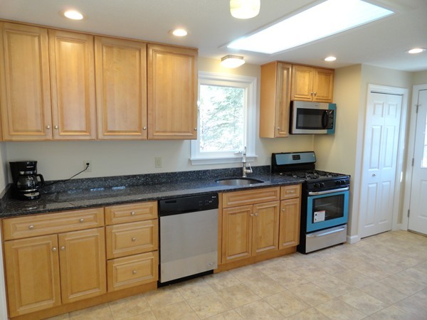 21 Apache Road Bellingham, MA 02019 - Photo 11 of 20 Gallery Image 11