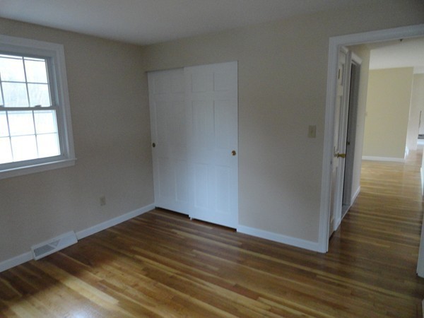 21 Apache Road Bellingham, MA 02019 - Photo 8 of 20 Gallery Image 8