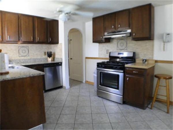 30 Greystone Road Saugus, MA 01906 - Photo 3 of 26 Gallery Image 3
