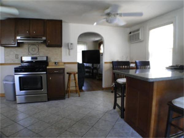 30 Greystone Road Saugus, MA 01906 - Photo 4 of 26 Gallery Image 4