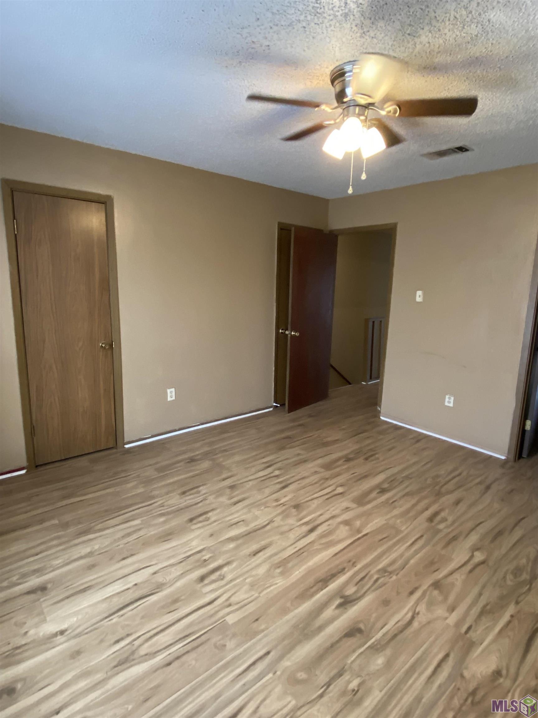 1941 Southpointe Drive Baton Rouge, LA 70808 - Photo 2 of 20