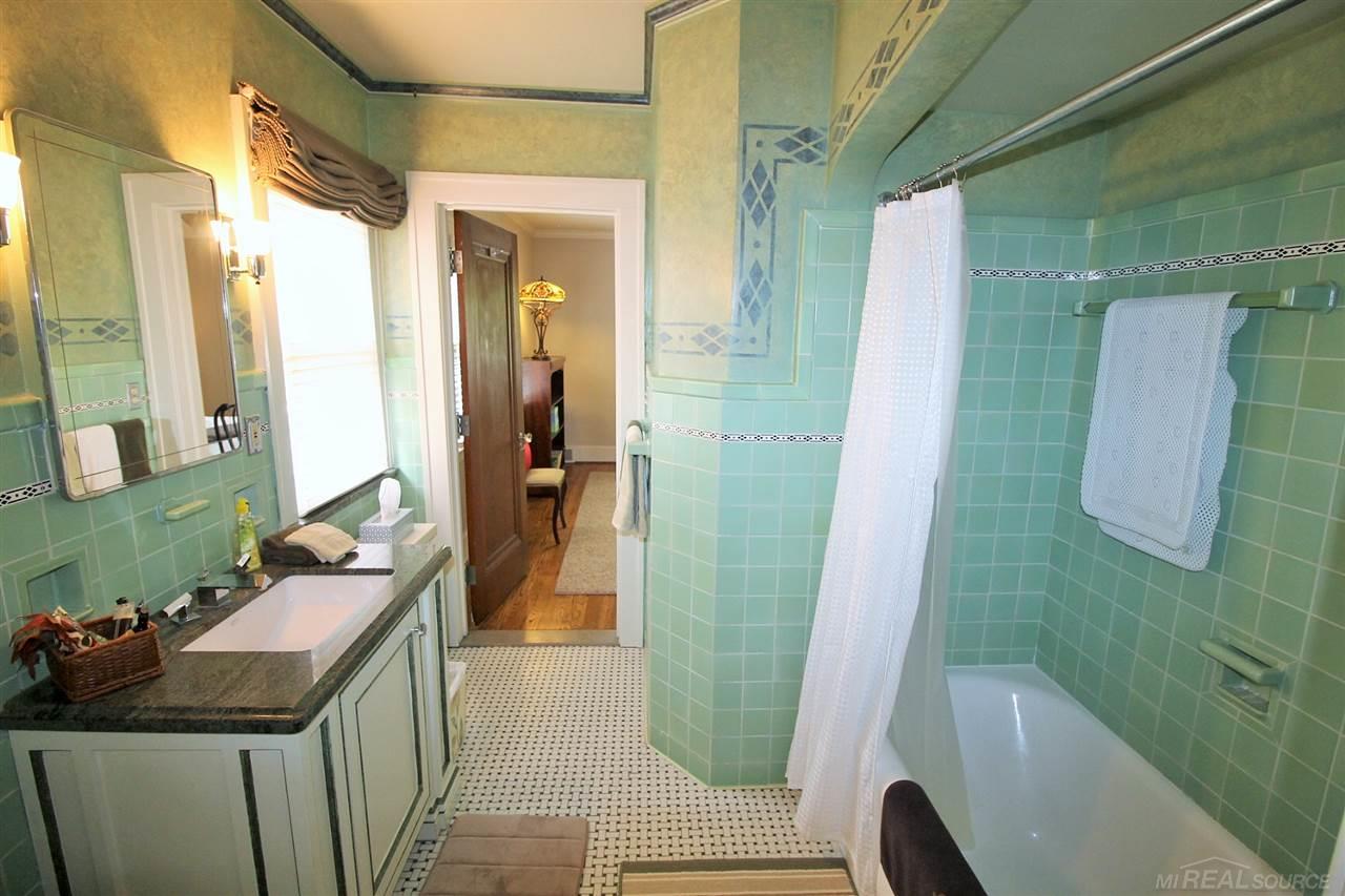 865 Trombley Road Grosse Pointe Park, MI 48230 - Photo 64 of 99