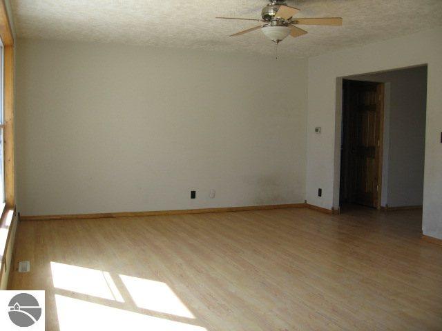 3917 Zimmerman Road Traverse City, MI 49685 - Photo 4 of 15 1714583-3.JPG