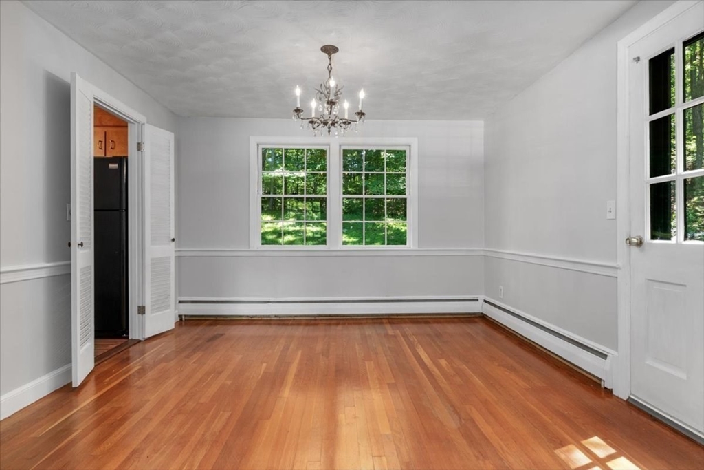 25 Hillcrest Road Medfield, MA 02052 - Photo 7 of 24 Gallery Image 7