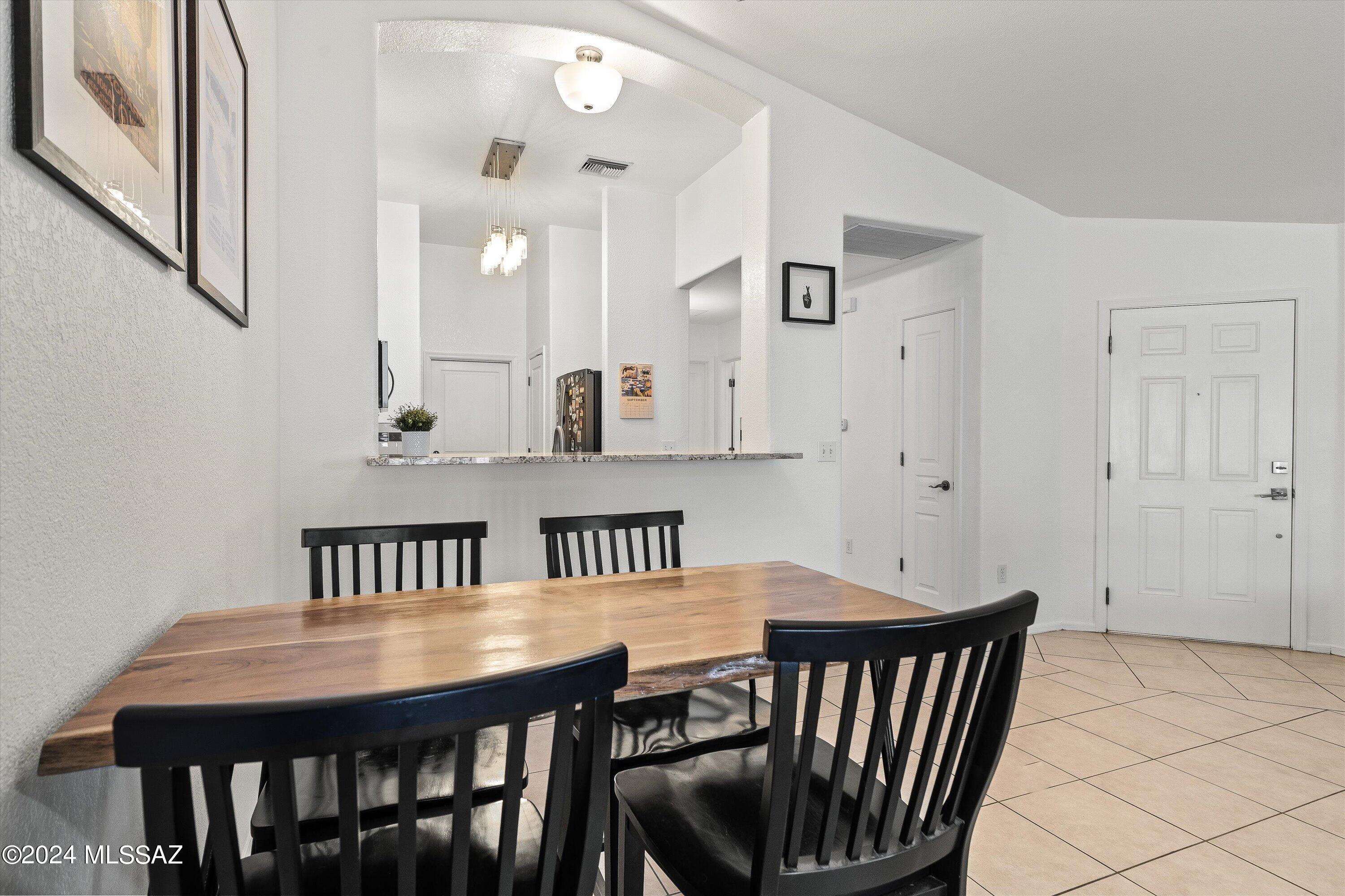 2438 West Rau River Road Tucson, AZ 85705 - Photo 9 of 28 Gallery Image 9