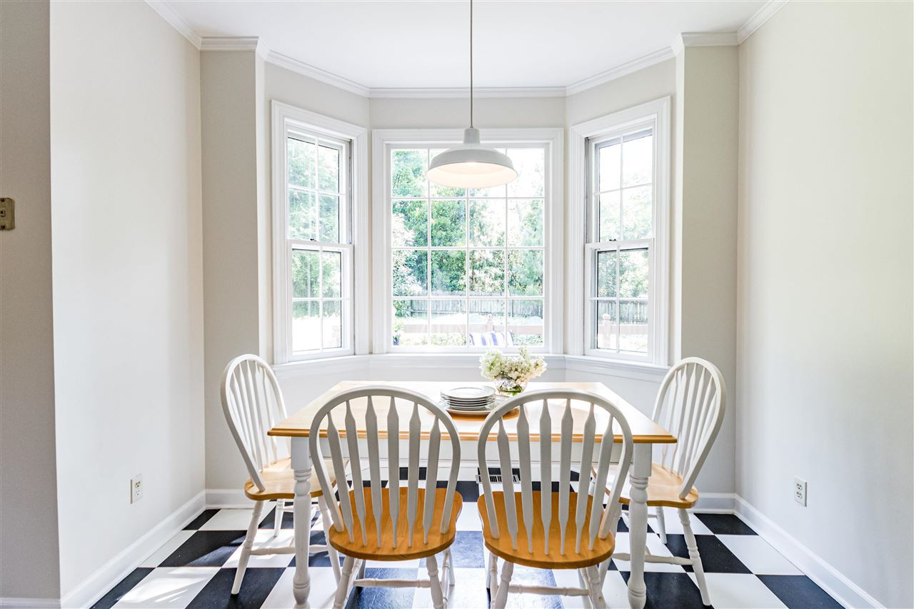 1702 Pineview Street Raleigh, NC 27608 - Photo 17 of 30 Breakfast Area