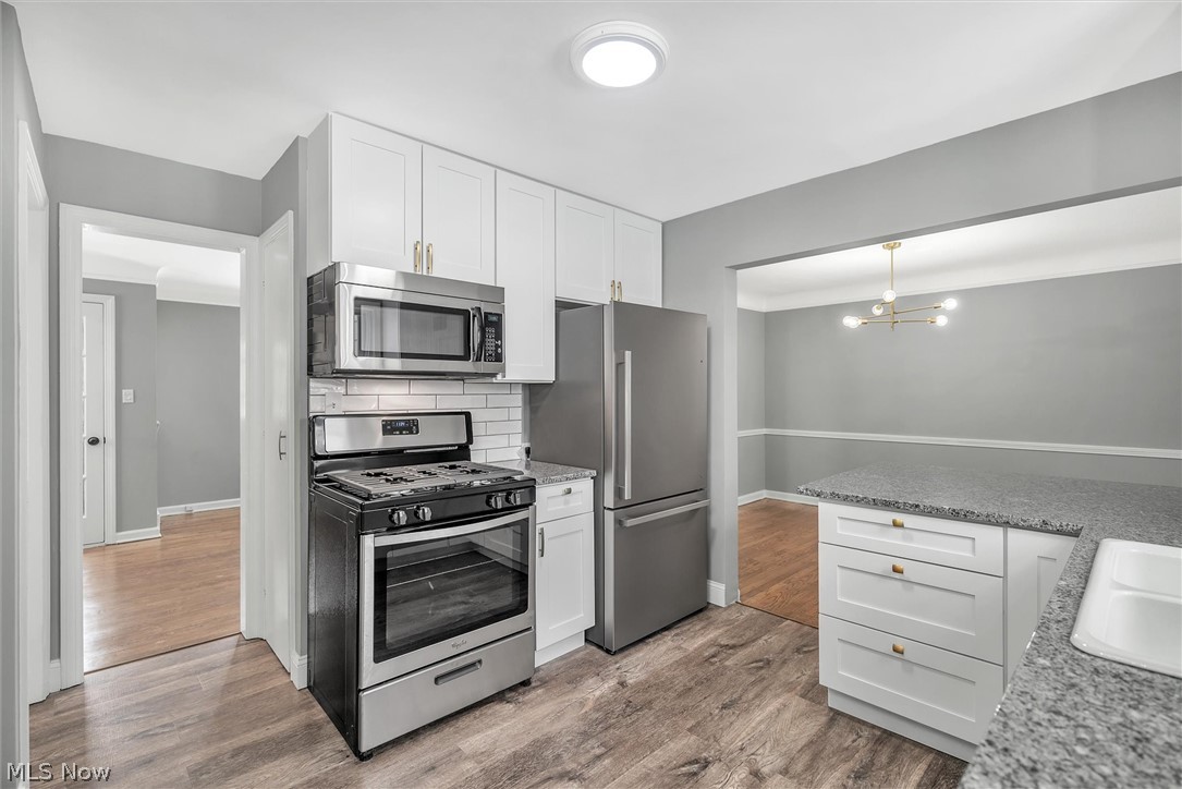 4034 Stilmore Road Cleveland, OH 44121 - Photo 11 of 29