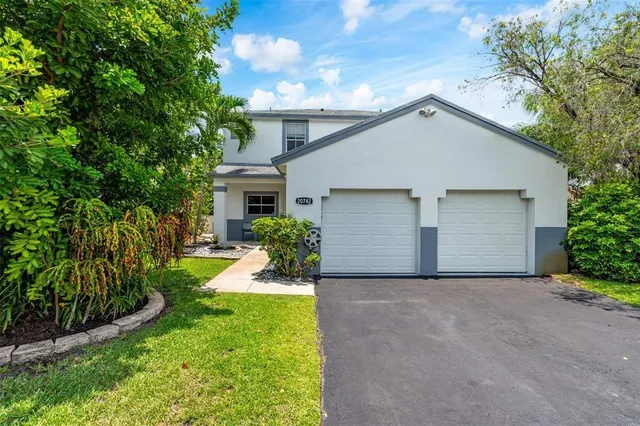$575,000 | 20742 Northwest 3rd Court, Pembroke Pines, FL 33029