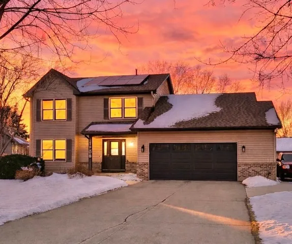 $449,900 | 1908 Sibley View Lane, Northfield, MN 55057