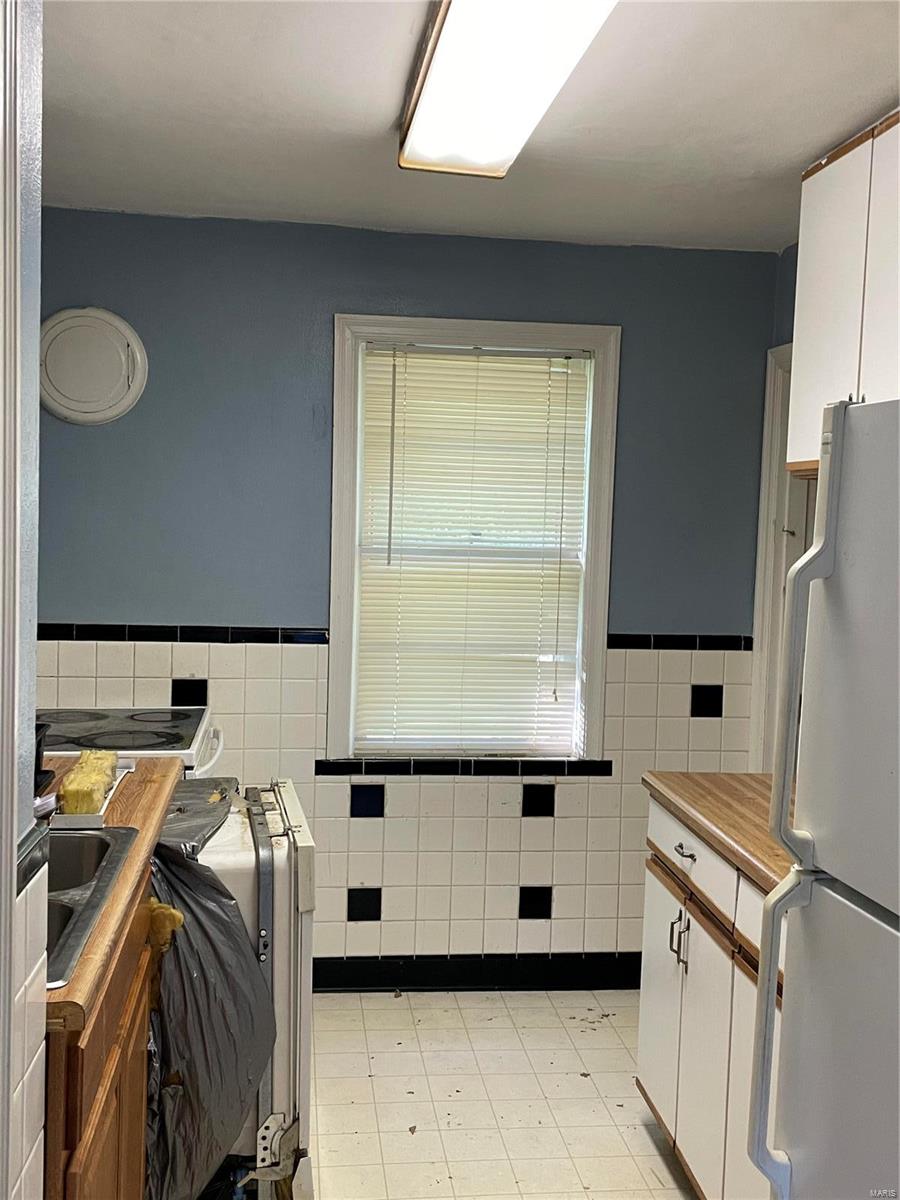 415 Robert Avenue Ferguson, MO 63135 - Photo 15 of 28