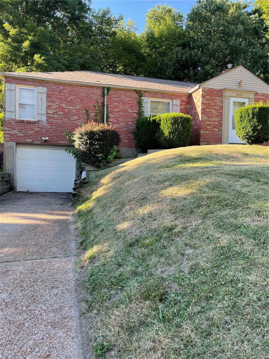 415 Robert Avenue Ferguson, MO 63135 - Photo 3 of 28