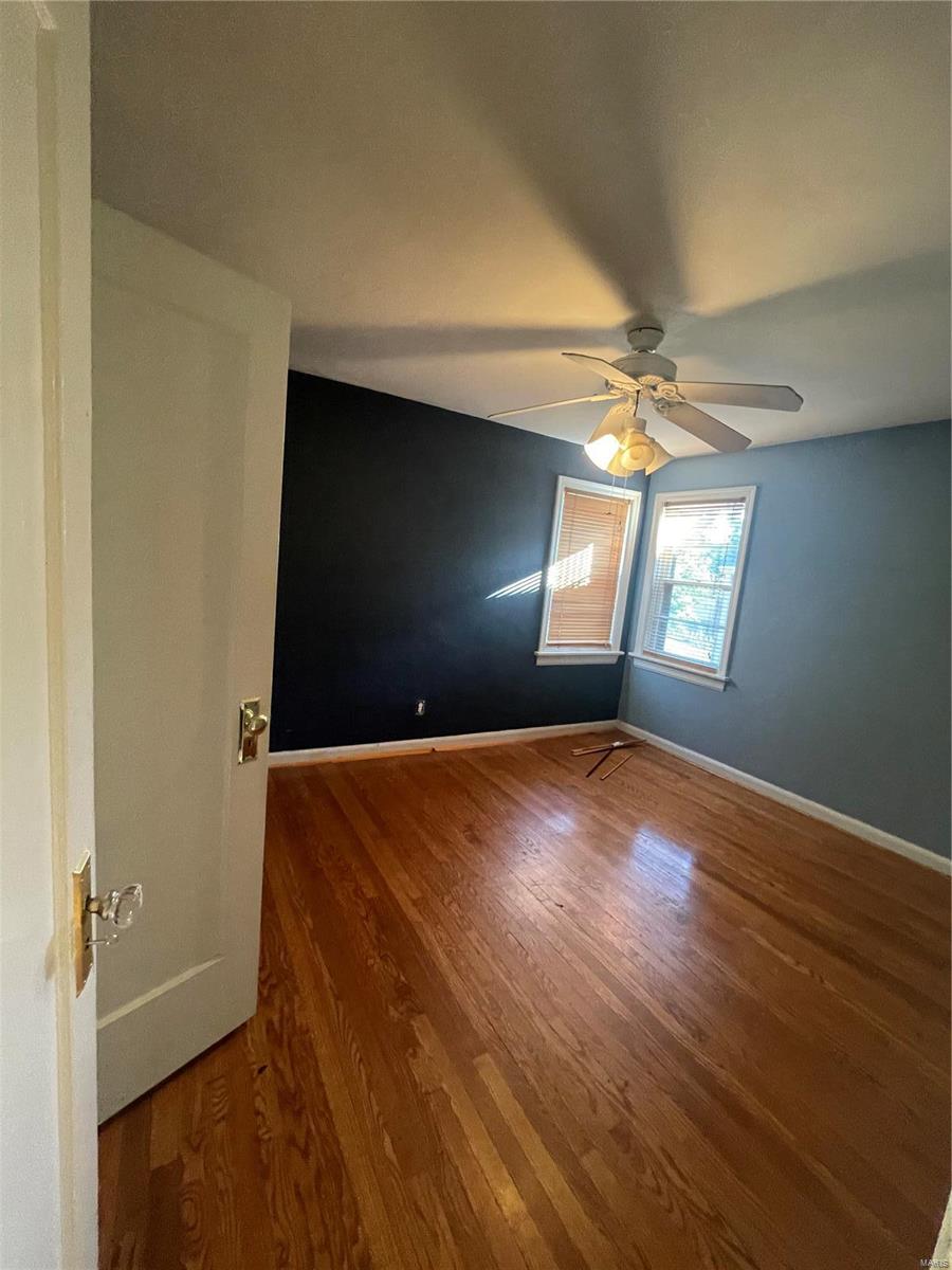 415 Robert Avenue Ferguson, MO 63135 - Photo 9 of 28