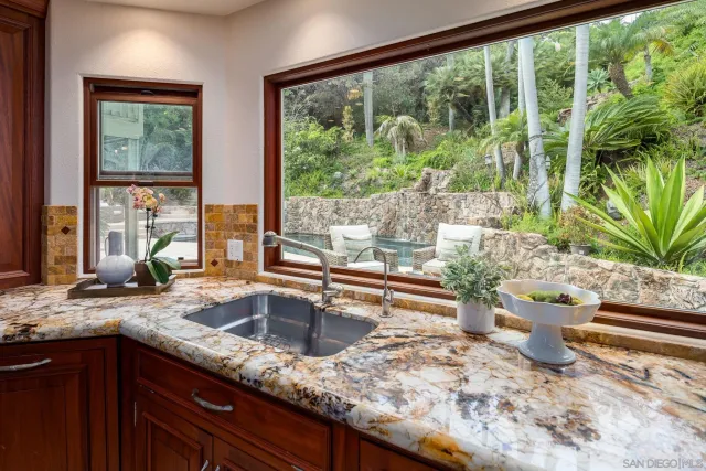 $2,700,000 | 1248 Avocet Court, Cardiff, CA 92007